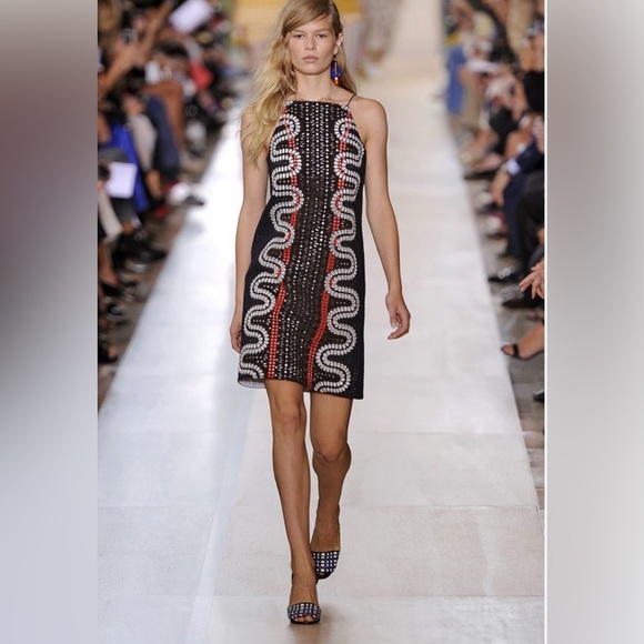 Tory Burch Dresses & Skirts - Tory Burch Spring 2015 Runway Embroidered Crepe Eyelet Dress